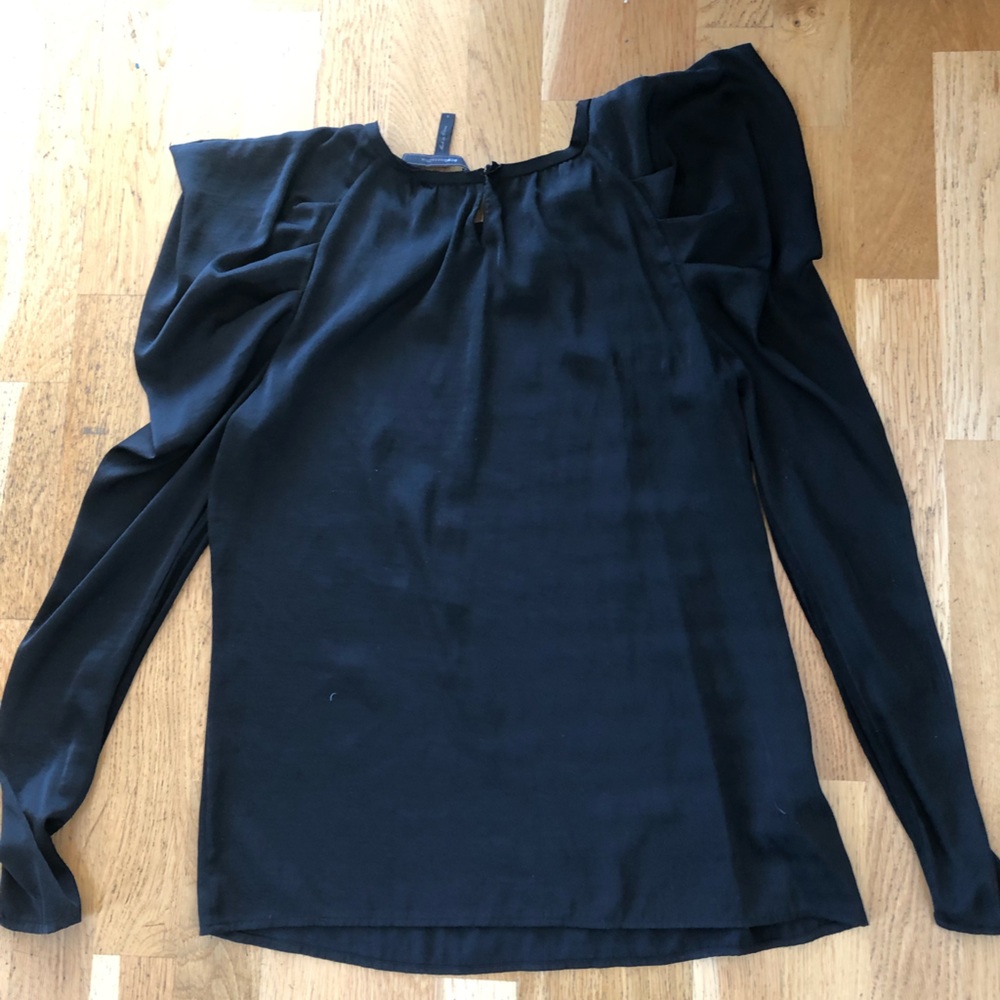 BCBG Long sleeve shirt M
